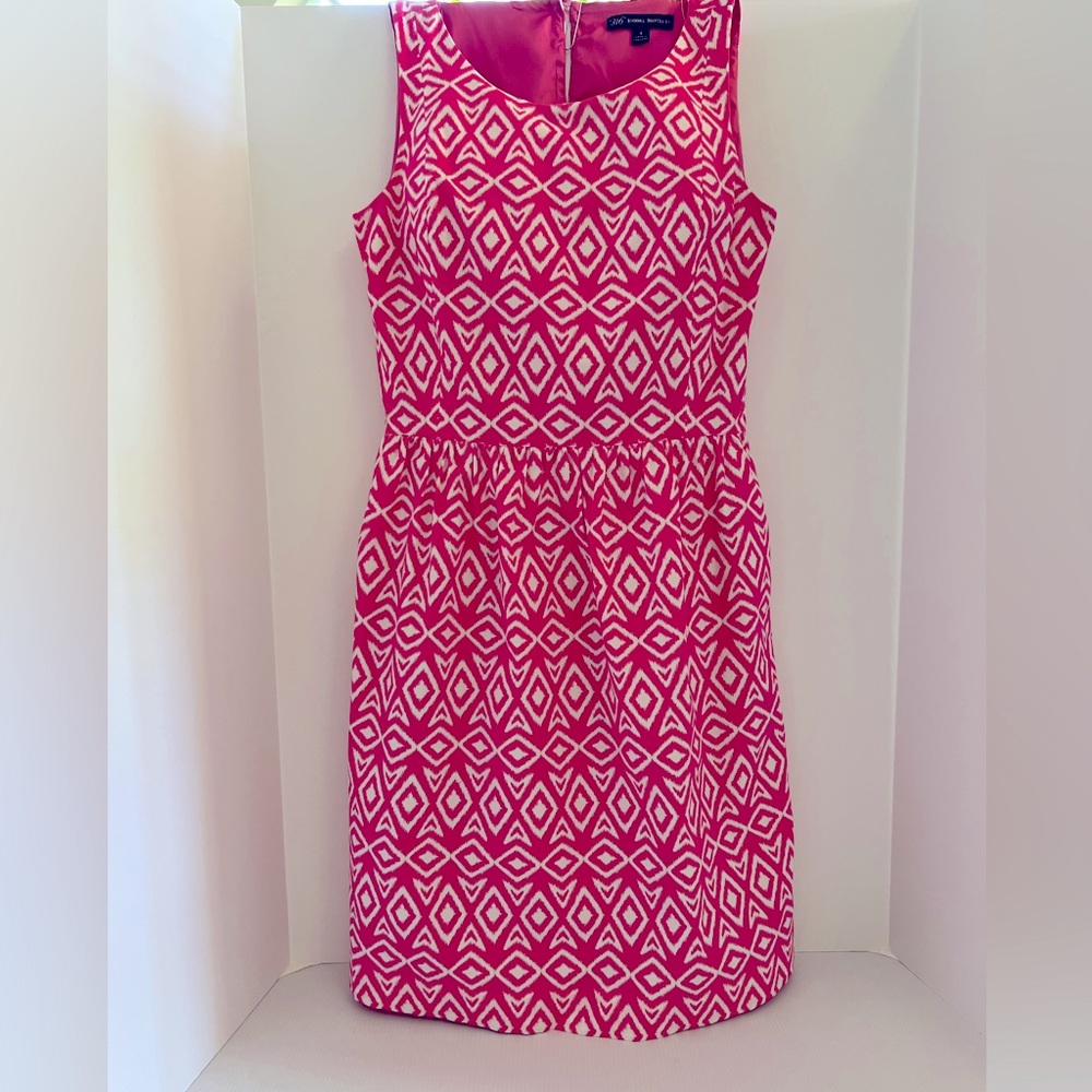 Brooks Brothers Geometric Pink and White Sleeveless Dress Size 4
